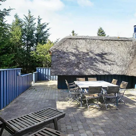 Holiday home Two-bedroom Holiday In Ringkobing 10 *